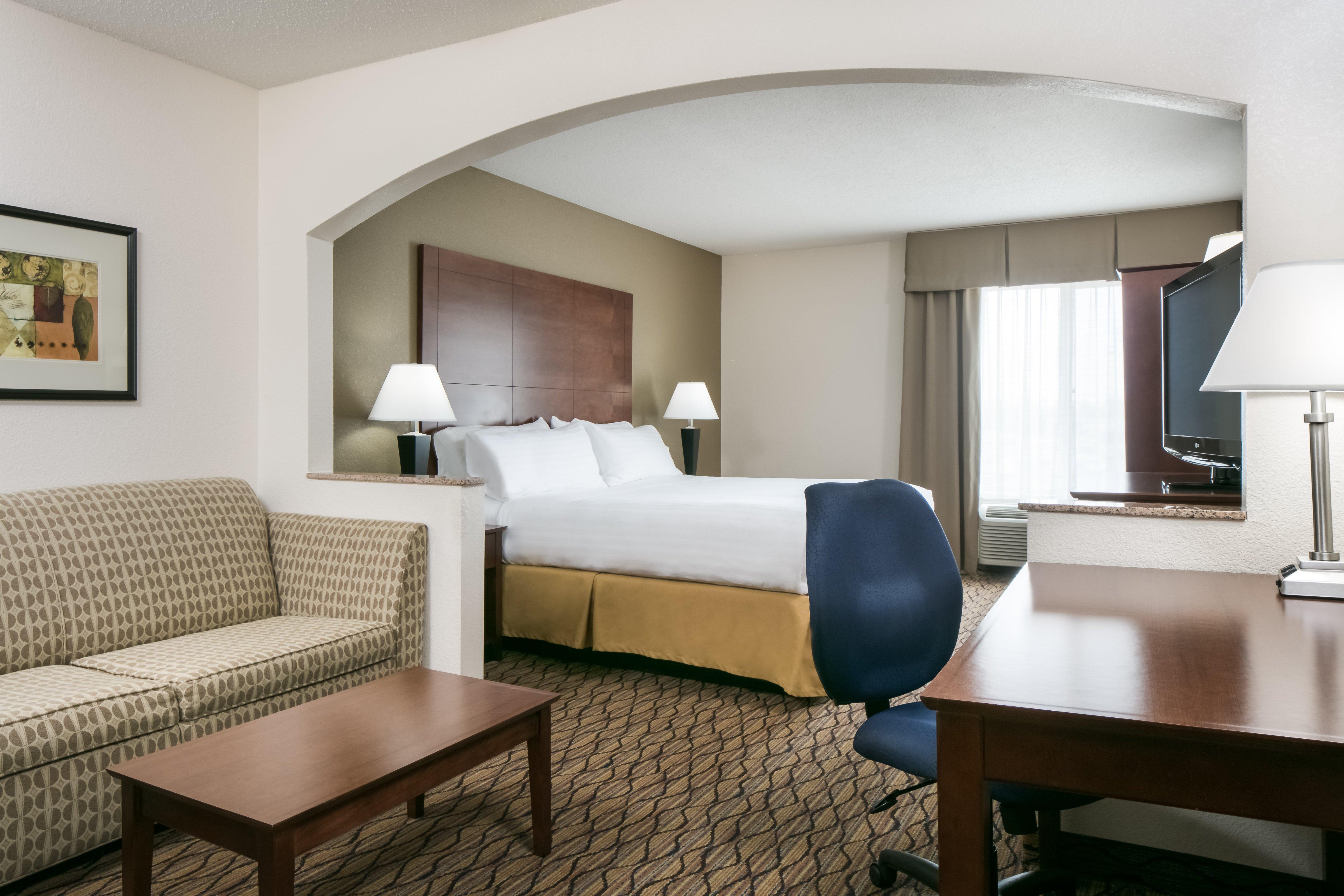 Holiday Inn Express & Suites Clinton, An Ihg Hotel Exteriér fotografie